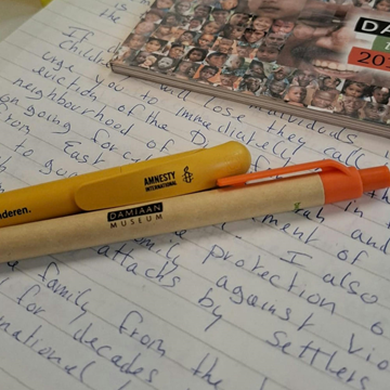 foto: Schrijfmarathon in het Damiaanmuseum